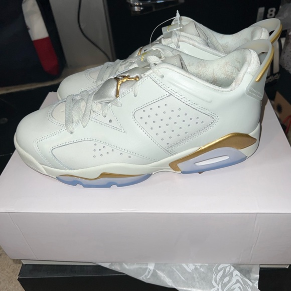 Jordan White and Gold Retro Low 6